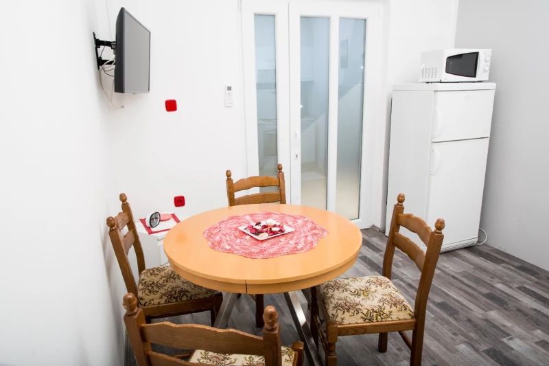 Apartment 1, Kitchen