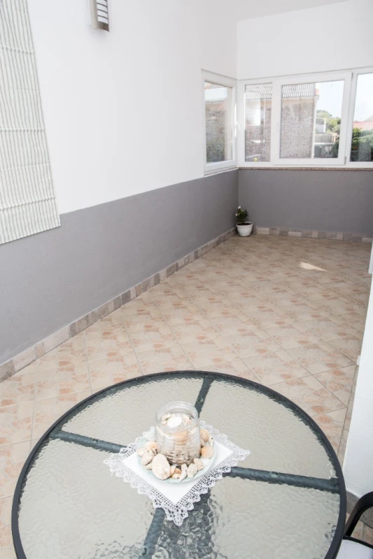 Apartment 3