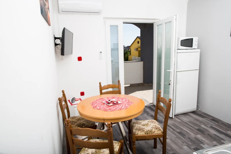 Apartment 1