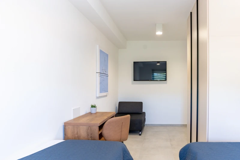 Apartment 1, Zimmer