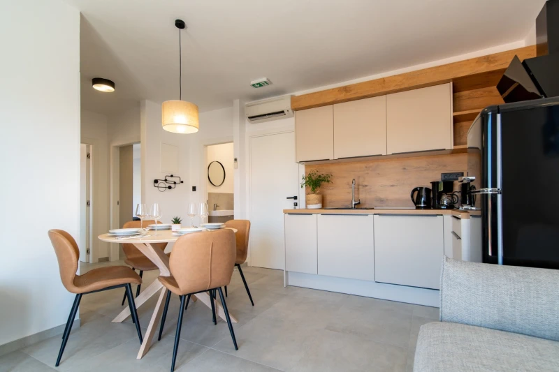 ZORA SUITES