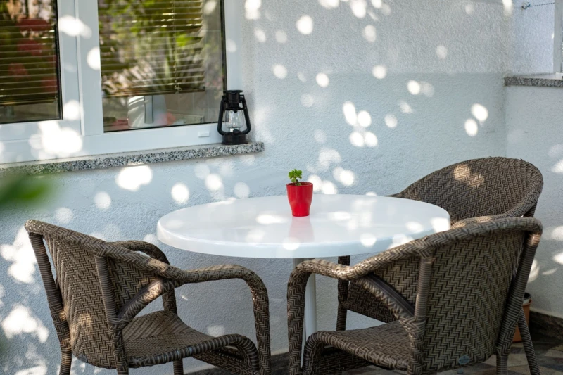 Apartment 4, Wohnzimmer