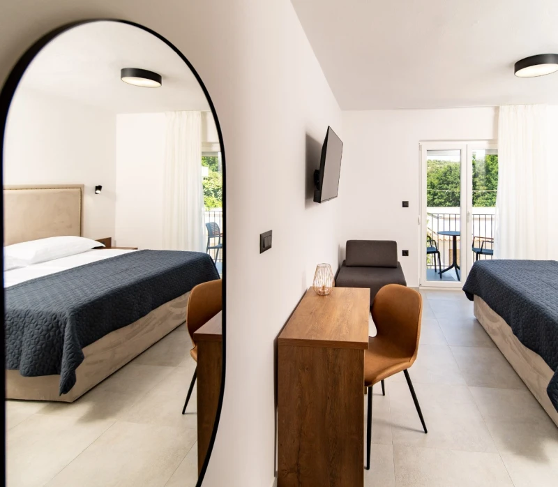 ZORA SUITES