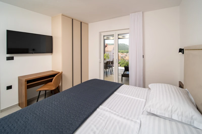 ZORA SUITES