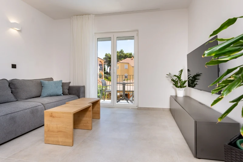 Apartment 2, Wohnzimmer