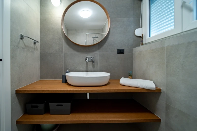 Apartment 1, Badezimmer / WC