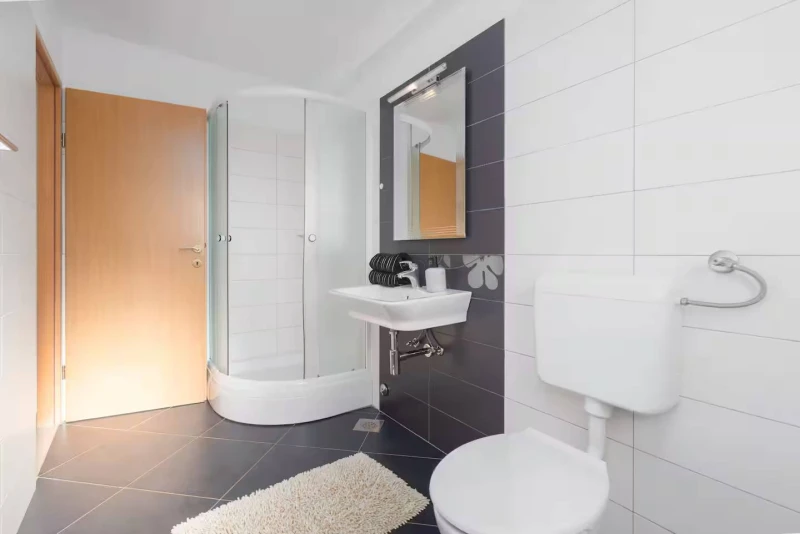 HAUS RAMPIC, Kupaonica / wc