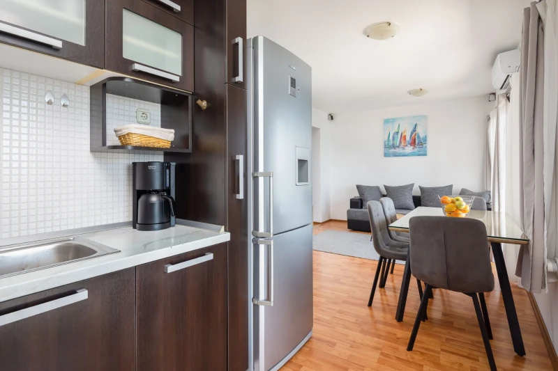 Apartment with Sea View 1, Kuhinja