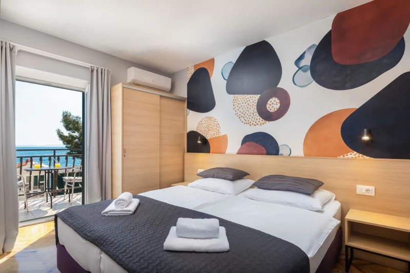 Double Room with Balcony and Sea View
