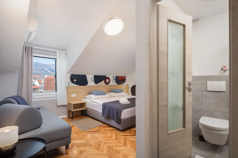 Double Room with Mountain View