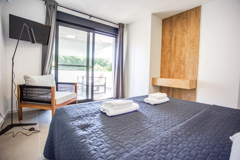 A 3, Bedrooms