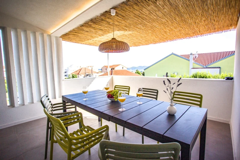 Villa Favi, Pakoštane
