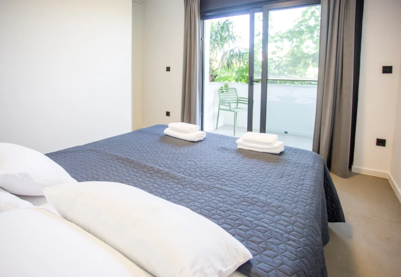 A 2, Bedrooms