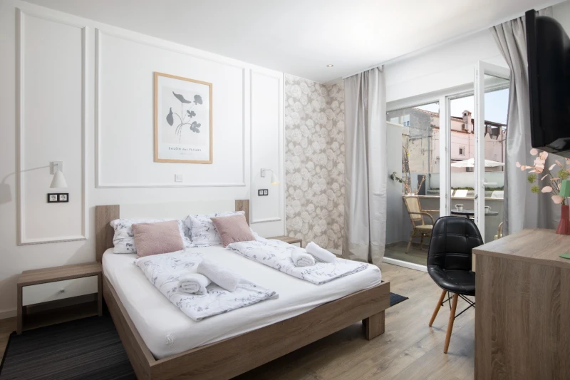 Triple Room with Pool View .1, Bedrooms