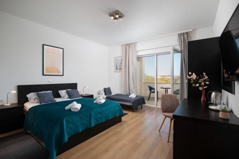 Delux triple Room with Sea View 3., Bedrooms