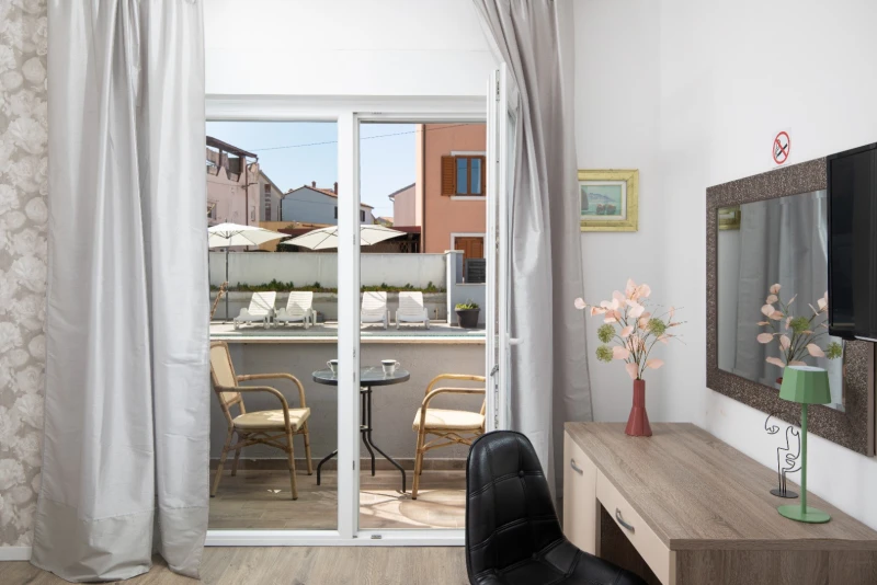 Double Room with Pool View .3, Bedrooms