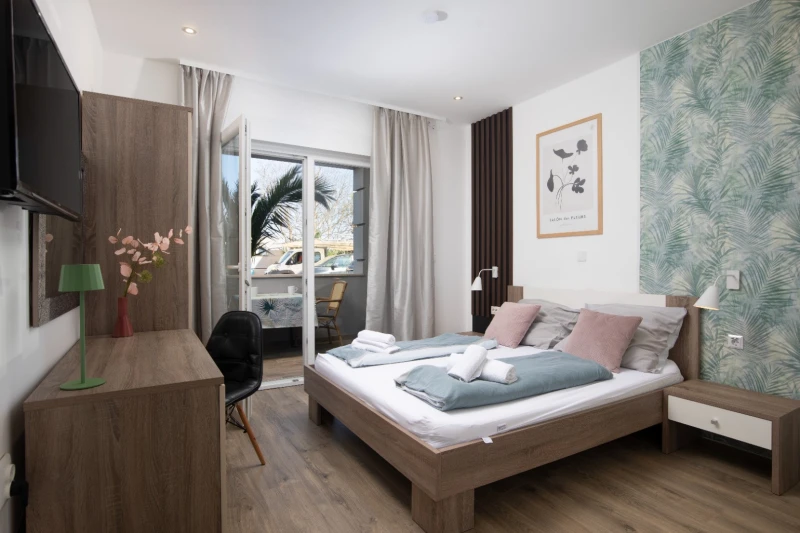 Double Room with Garden View 5