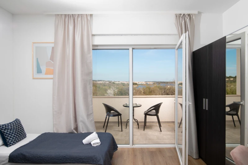 Delux triple Room with Sea View 3. 