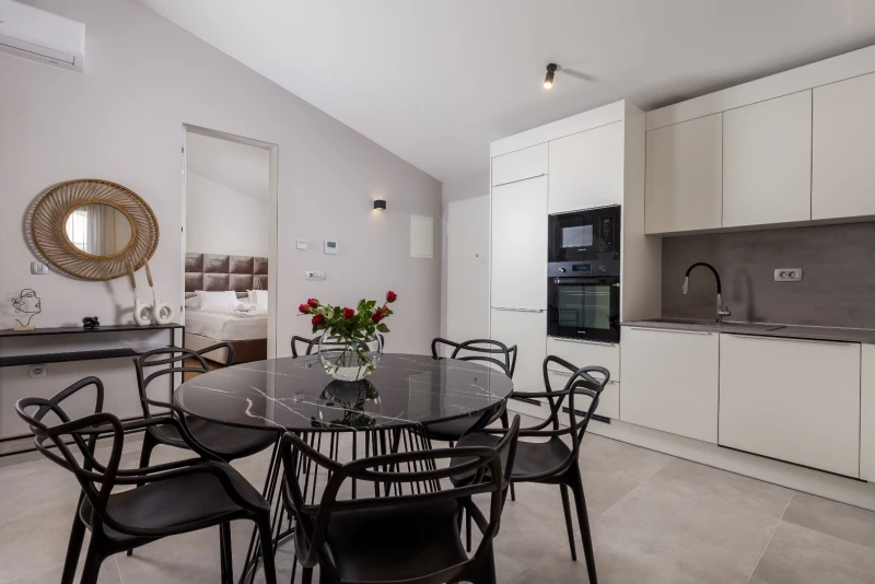 Apartment 3, Kitchen