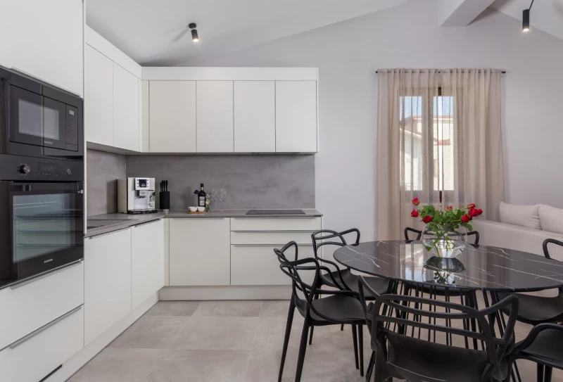 Apartment 3, Kitchen