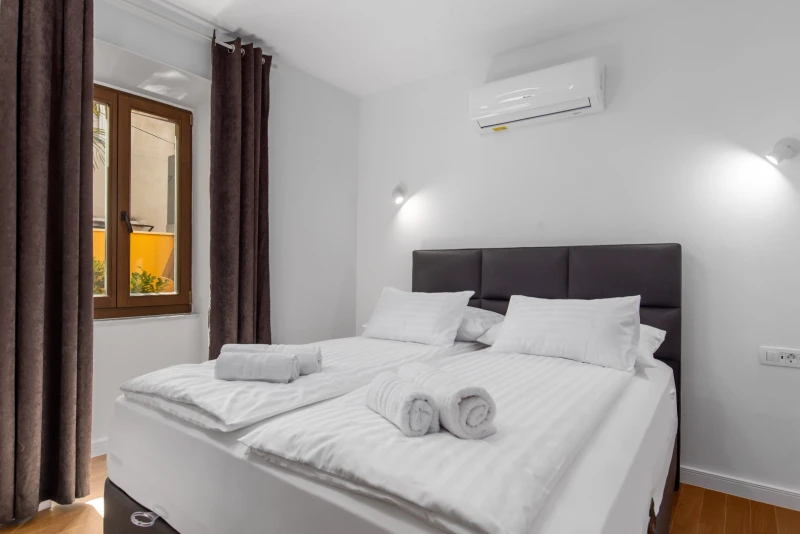 Apartment 1, Bedrooms
