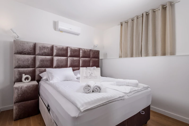 Apartment 1, Bedrooms