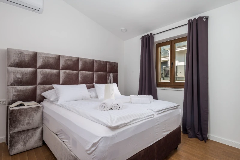 Apartment 3, Bedrooms