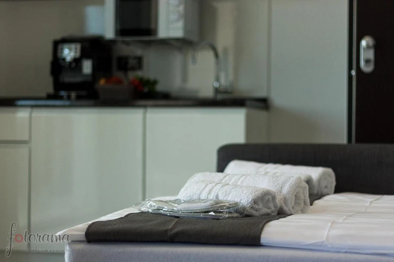 Apartment 5, Living room