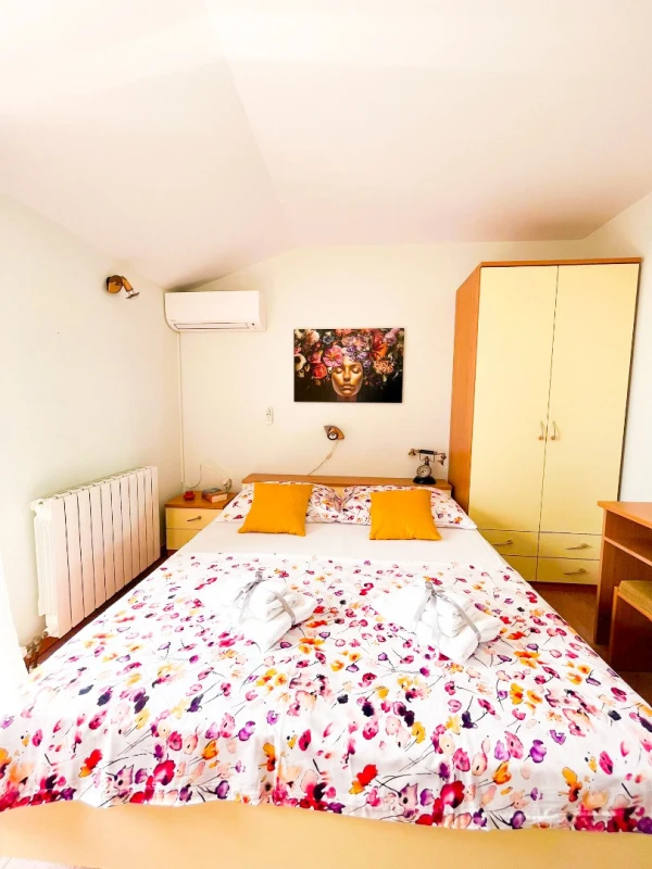 Summer Escape: Room with sea view terrace