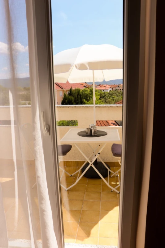 Bright and Sunny Room with Terrace, Soggiorno