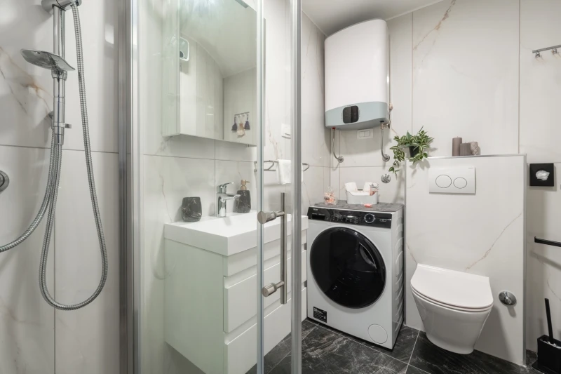 Kleopatra, Badezimmer / WC
