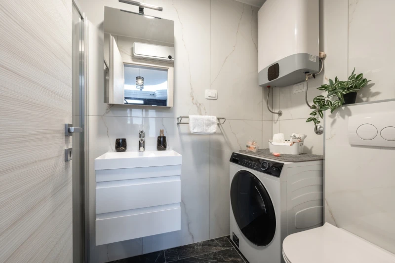 Kleopatra, Badezimmer / WC