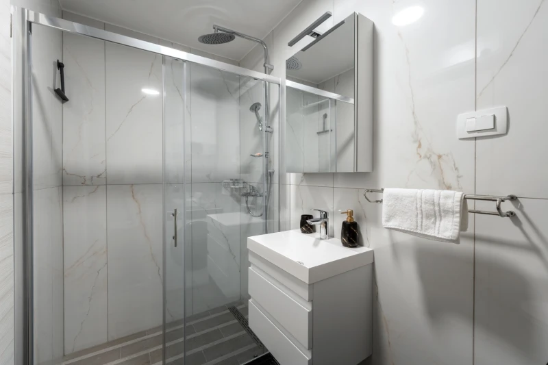 Kleopatra, Badezimmer / WC