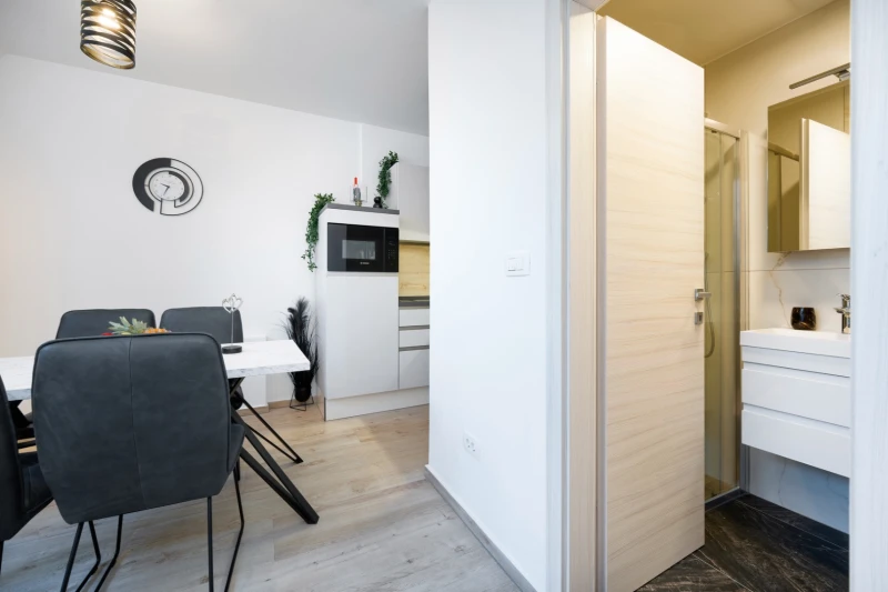 Kleopatra, Badezimmer / WC