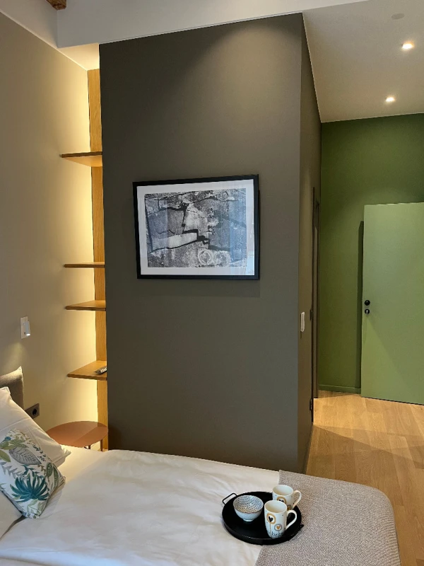 Apartment 4B, Bedrooms
