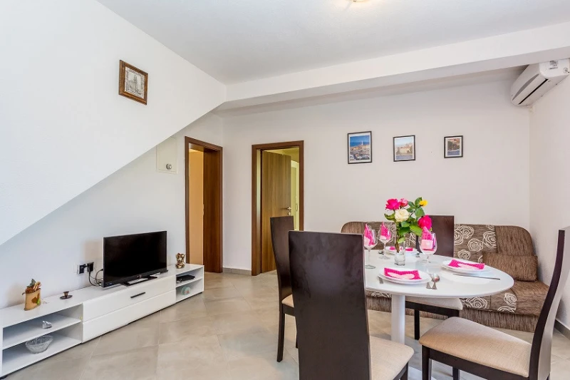 Apartment 1
