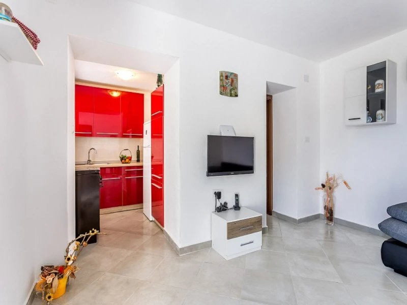 Apartment 4, Küche