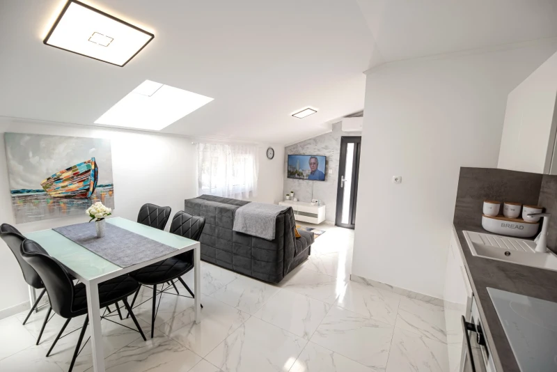 Apartment 2