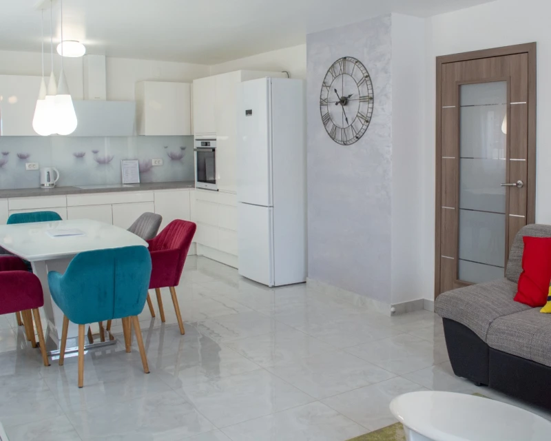 Apartment 3