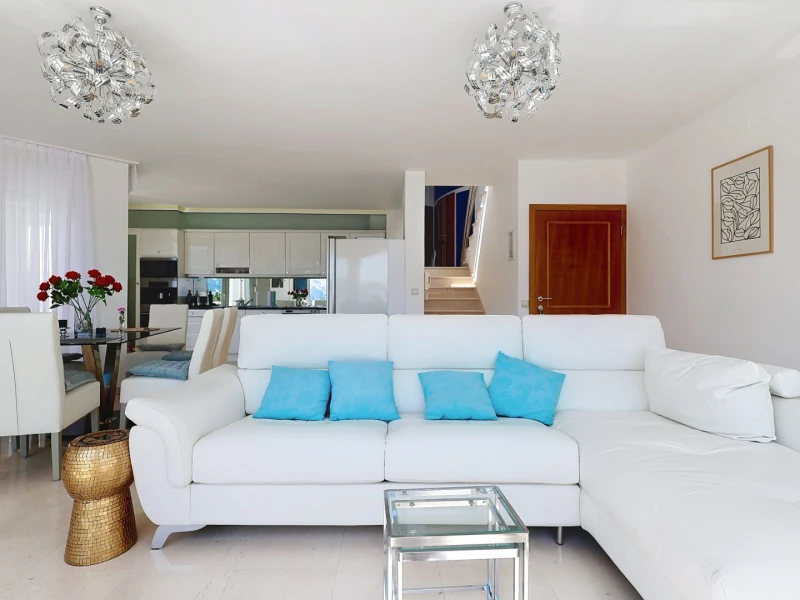 Apartment 6 Ecstasy