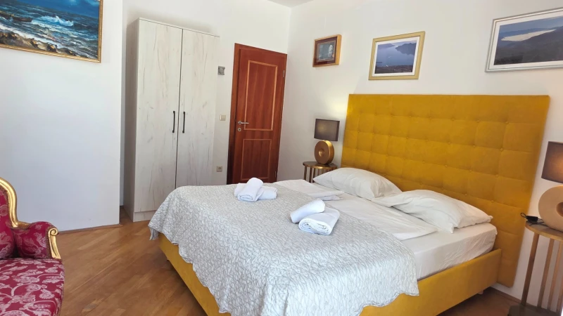 Apartment 5 Serenity, Bedrooms