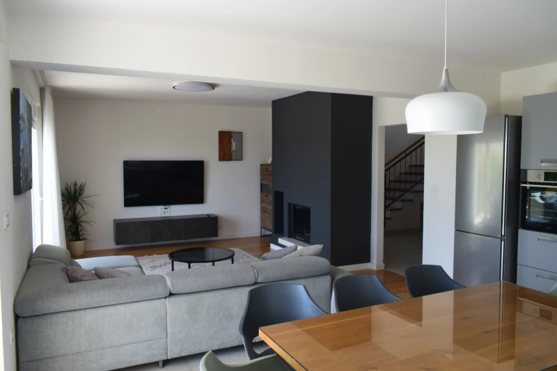 Villa Nikol, Living room