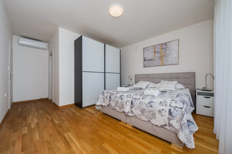 Villa Nikol, Bedrooms