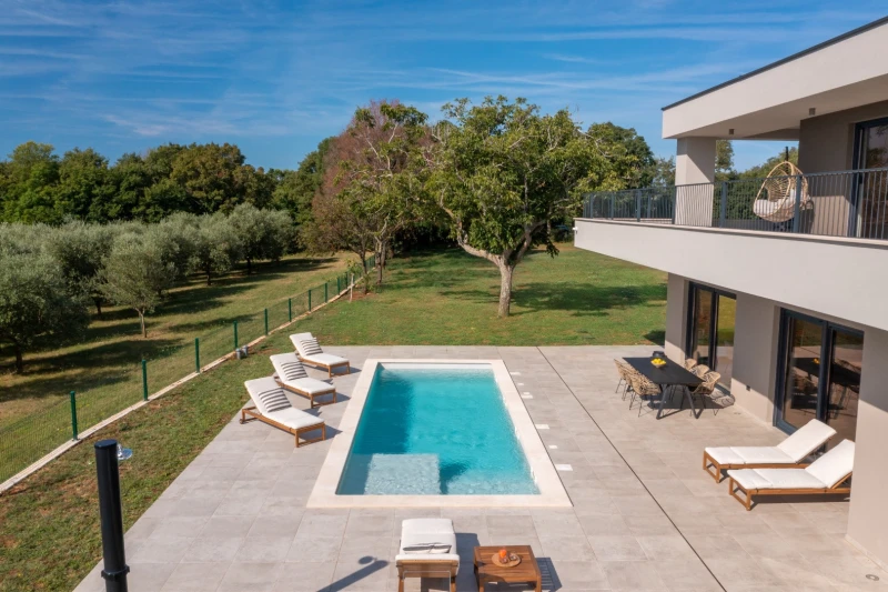 Villa Zidine, Puntera