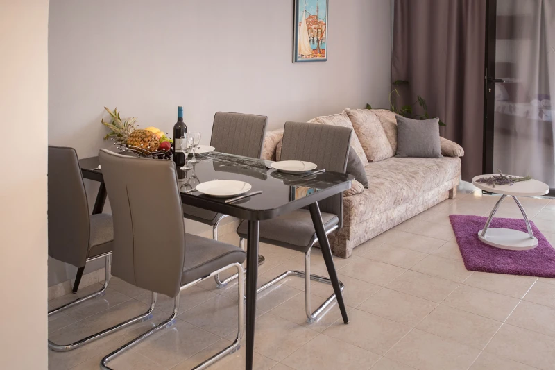 One bedroom apartment with balcony and seaview, Küche