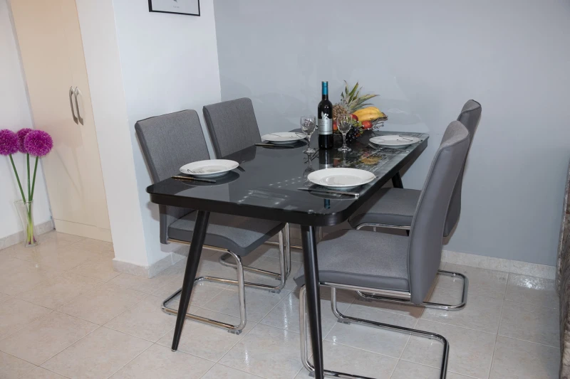 One bedroom apartment with balcony and seaview, Küche