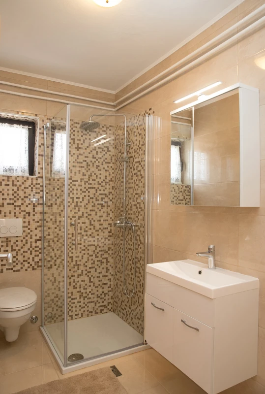 One bedroom apartment, Badezimmer / WC