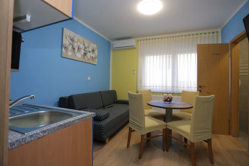 Apartman 3, Wohnzimmer