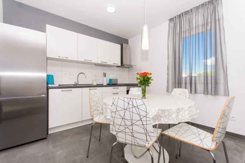 B1, Kitchen