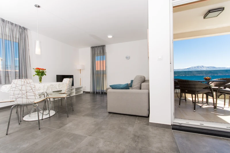 B1, Living room